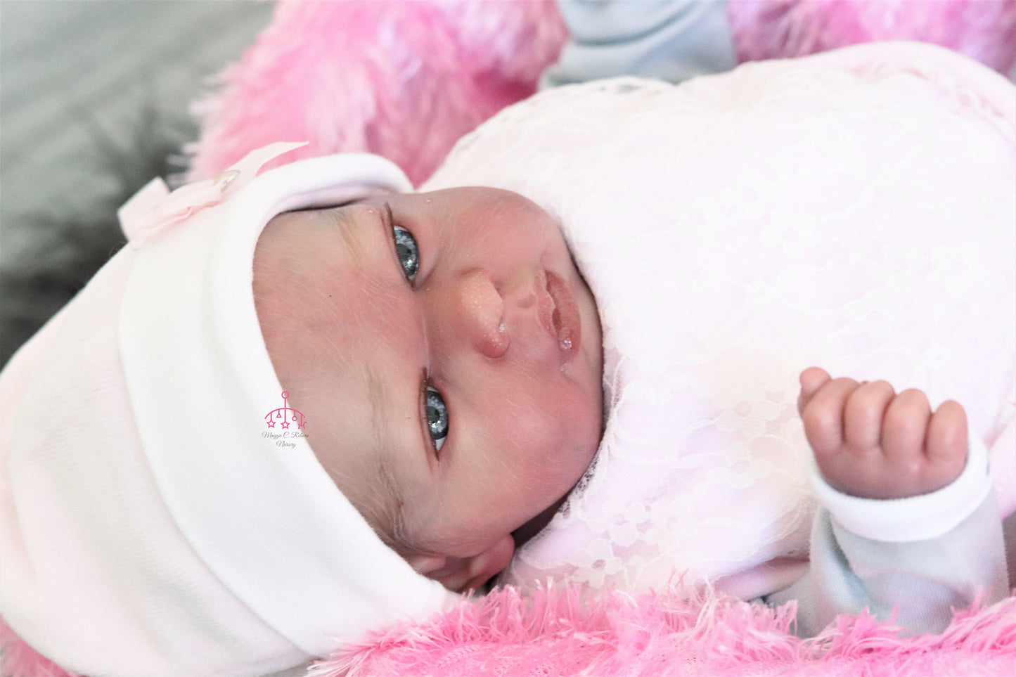 Lena open eyes
