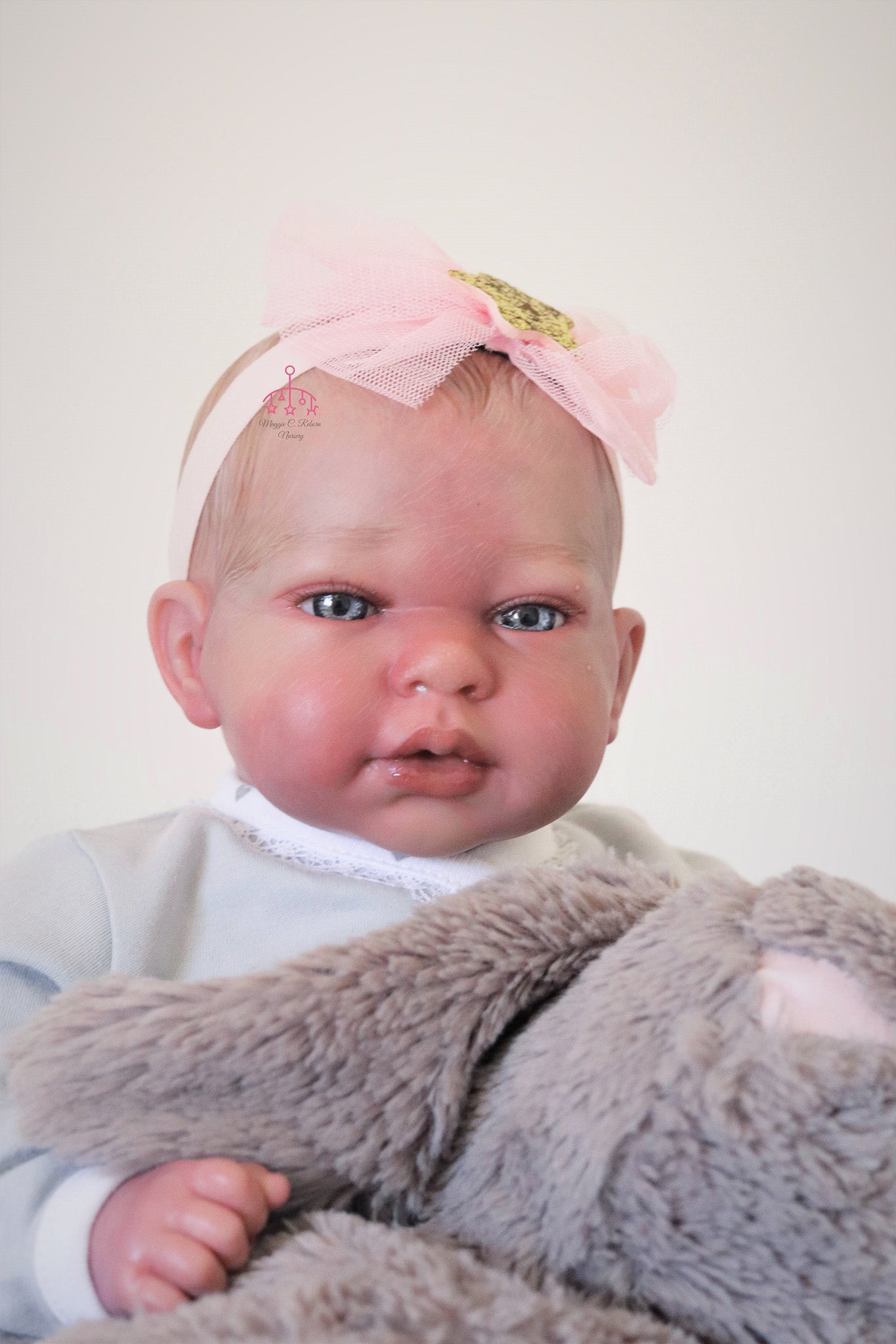 Lena open eyes