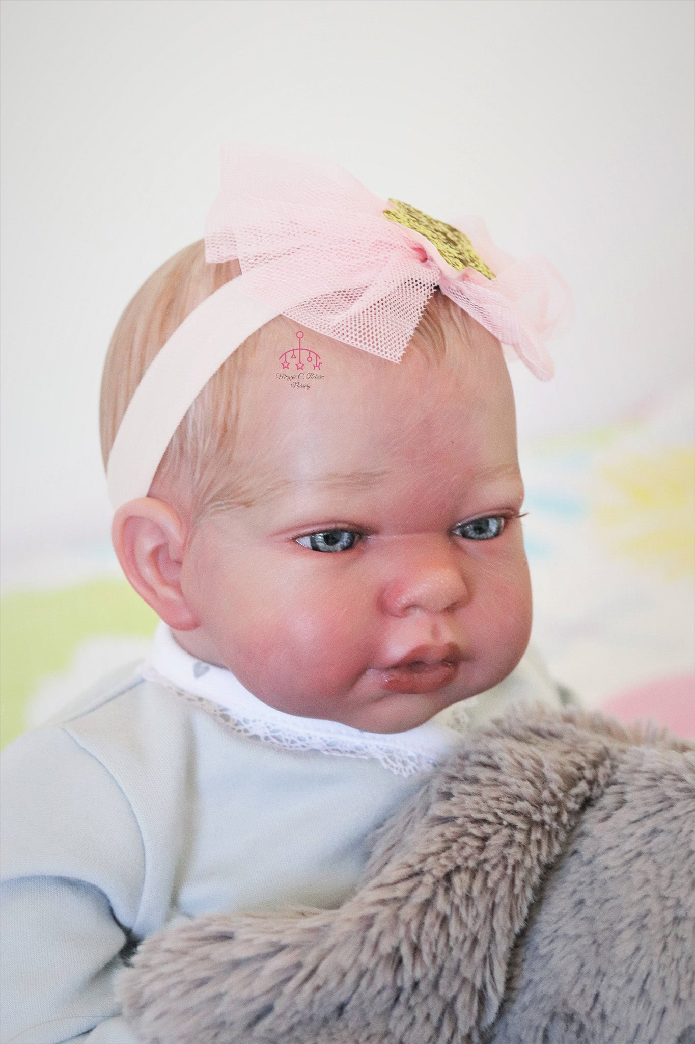 Lena open eyes